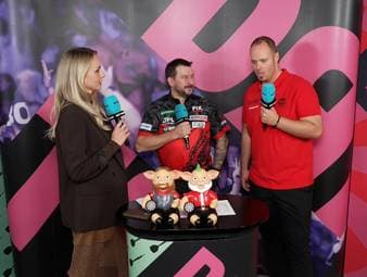 Jonny Clayton hat sein Drittrunden-Match bei der Darts-WM mit viel Mühe gewonnen. Gegen Niels Zonneveld bewies er ein gutes Gefühl für die Doppelfelder. Das war zuvor nicht immer so, gab der Waliser zu.