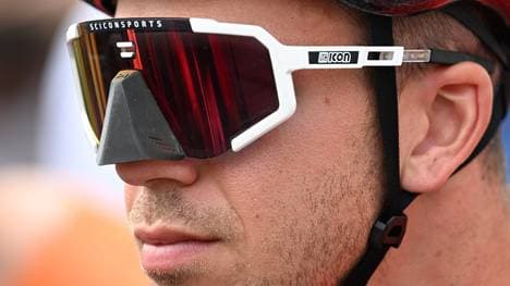 Dylan Groenewegens Brille zieht die Blicke auf sich