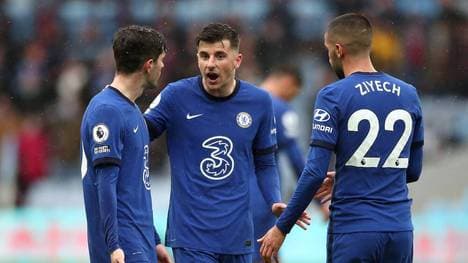 Christian Pulisic (l.) und Mason Mount (m.) sollen in Liverpool auf dem Zettel stehen