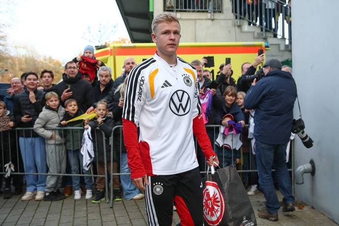 Burkardt drückt Ex-Verein die Daumen