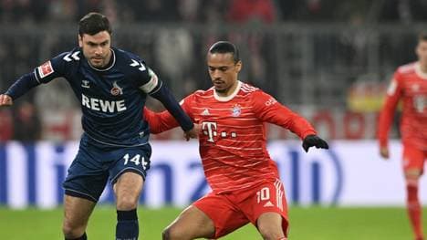 Jonas Hector (l.) trainiert mit der Mannschaft