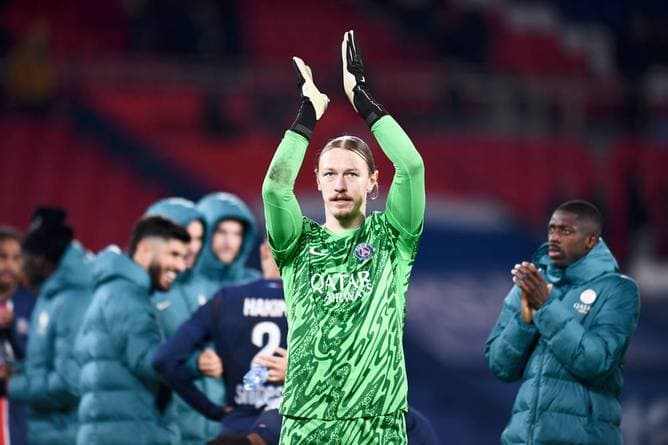 Elfmeterheld Safonow verhindert PSG-Pleite