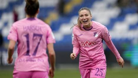 Kössler (r.) spielt künftig in Denver