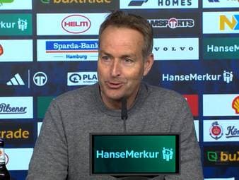 Leverkusens Trainer Kasper Hjulmand lobt nach dem Sieg beim HSV Youngster Montrell Culbreath. Der 18-Jährige habe hart trainiert und sich seinen Einsatz mehr als verdient, so der Däne.