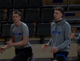 Am Donnerstag steigt das erste NBA Berlin Game. Im Mittelpunkt stehen dabei die Deutschen Franz und Moritz Wagner sowie Tristan da Silva. Besonders für die Wagner-Brüder ist die Partie in ihrer Heimatstadt etwas Besonderes, zumal beide zuletzt noch von Verletzungen geplagt waren.