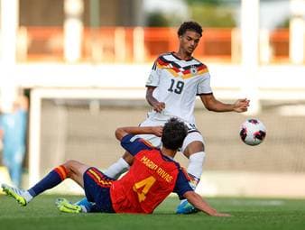 Enttäuschung bei der deutschen U19-Nationalmannschaft. Nach einem starken Turnier muss man sich im Finale der Europameisterschaft Spanien geschlagen geben.