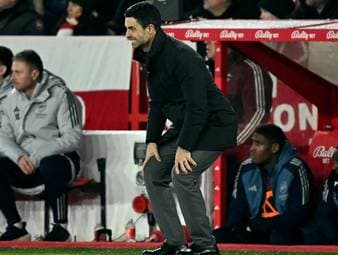 Arsenal stolpert in Nottingham