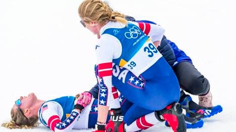 US-Langläuferin Jessie Diggins brach im Ziel zusammen