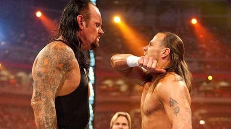 Shawn Michaels (r.) lieferte 2010 gegen den Undertaker seine letzte große WrestleMania-Show