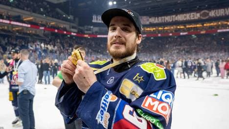 Ty Ronning bleibt in Berlin