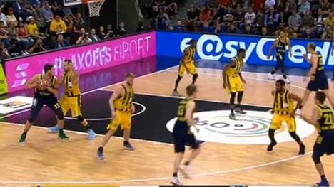 ALBA Berlin (blau) war in Ludwigsburg jederzeit Herr der Lage