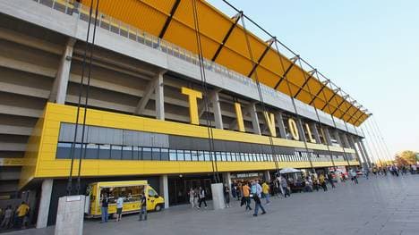 Alemannia Aachen v FSV Frankfurt   - 2. Bundesliga