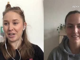 13 Jahre Profisport und jetzt ist Schluss. Zuspielerin Denise Hanke kehrt dem Volleyball den Rücken. Wir blicken gemeinsam mit ihr und Wegbegleiterinnen auf die Höhepunkte ihrer Karriere.