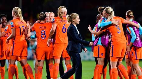 FBL-EURO-2017-WOMEN-BEL-NED