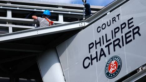 2015 French Open - Day Ten Der Center Court der French Open ist nach dem französischen Tennis-Funktionär Philippe Chatrier benannt