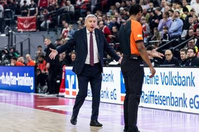 Pesic-Debüt bei Bayern misslingt