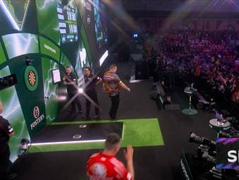 Kurioser WM-Moment: Caller muss eingreifen