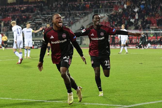 Klose feiert Kantersieg - ein Duo überragt