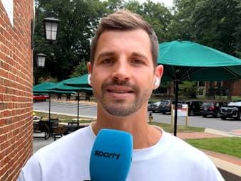 Bei WM Aktuell liefert SPORT1-Reporter Manfred Sedlbauer weitere Details zur Einnordung von Thomas Müller und Jürgen Klopp durch DFB-Sportdirektor Rudi Völler.