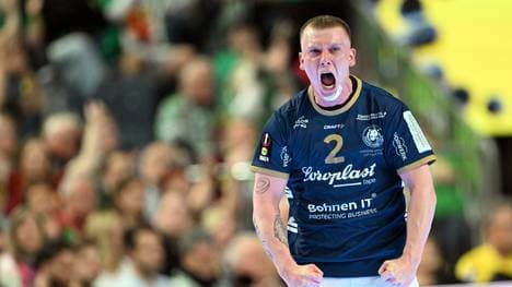 Noah Beyer vom Bergischen HC jubelt ausgelassen