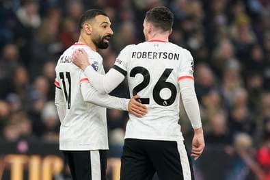 Emotionaler Salah reagiert auf Robertson-Abgang