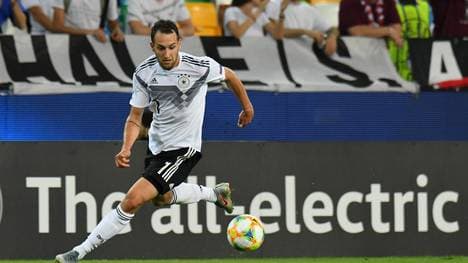 U21-EM: Deutschland, Levin Öztunali am Ball 