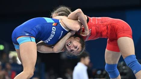 Anastasia Blayvas (blau) verlor deutlich