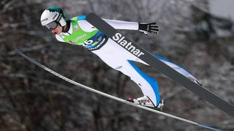 Peter Prevc gewann das Auftaktspringen in Oberstdorf
