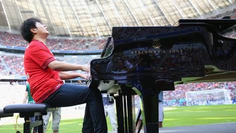 FC Bayern Muenchen - Season Opening