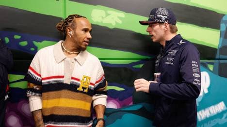 Lewis Hamilton (l.) und Max Verstappen (r.) fahren schon 