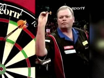 Raymond van Barneveld spielte einst den ersten 9-Darter bei einer WM, Christian Kist bei der Darts-WM 2025 den bislang letzten. SPORT1 zeigt alle Neun-Darter bei Weltmeisterschaften.