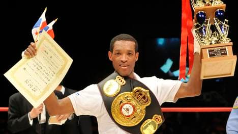 Celestino Caballero of Panama celebrates