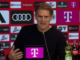 Nach der Nicht-Nominierung von Bayern-Shootingstar Lennart Karl äußert sich FCB-Sportdirektor Christoph Freund zu der Situation des 17-Jährigen. 