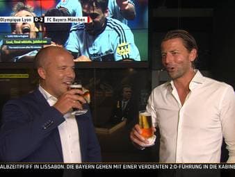 Roman Weidenfeller gibt im SPORT1 Fantalk Einblicke zur WM 2014: In der Freizeit trafen sich die Spieler oft in der Hotelbar und verfolgten die anderen WM-Spiele – allerdings wohl nicht immer ganz alkoholfrei.