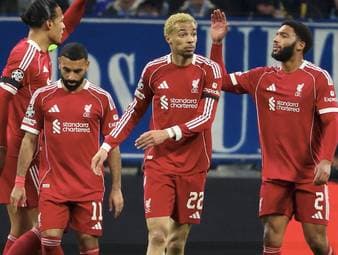 Gegen Marseille gewann Liverpool deutlich mit 3:0 in der Champions League. Obwohl Flügelstar Mo Salah selbst keinen Treffer erzielen konnte, wurde der Ägypter von Coach Arne Slot gelobt.