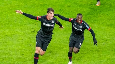 Bayer-Stürmer Schick jubelt nach seinem Tor gegen Gladbach am 24. Spieltag