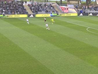 Im Nachholspiel erkämpft sich Eintracht Frankfurt gegen die TSG Hoffenheim drei wichtige Punkte um die europäischen Plätze.