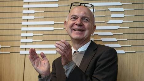 DFB-Chef Neuendorf lobt die U17-Weltmeister beim Empfang