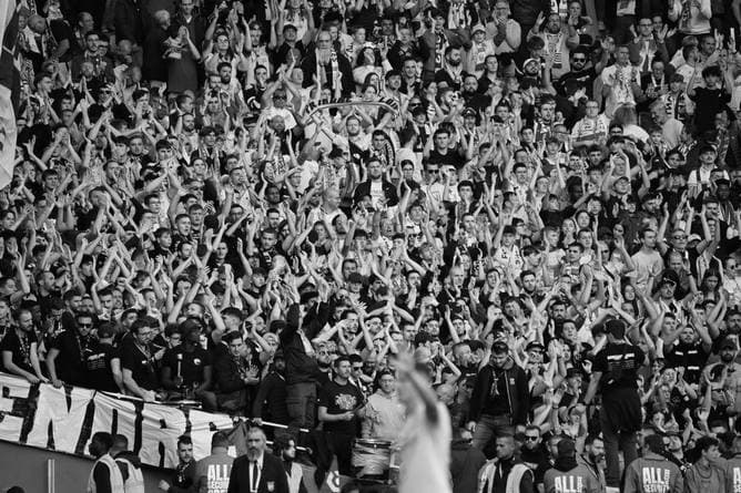 Frankreich trauert um Fußball-Fan