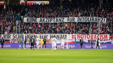 Salzburger Fans positionieren sich klar gegen Rassismus