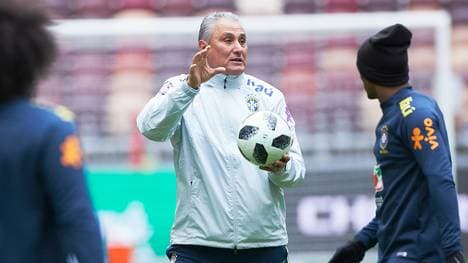 Brasiliens Nationaltrainer Tite hofft auf einen starken Auftritt gegen Deutschland 