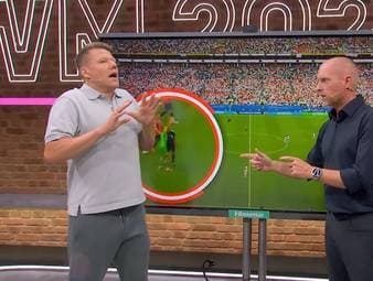 Der Ausgleich von Jude Bellingham im WM-Viertelfinale zwischen England und Norwegen sorgt für Diskussionen im Studio von MagentaTV. Norwegens Keeper Örjan Nyland traf zuvor den Draht der Spider-Cam. Hätte das Tor dadurch nicht zählen dürfen?