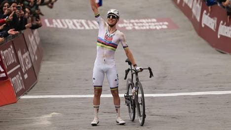 Holt sich Tadej Pogacar seinen ersten Sieg bei Milan San Remo?