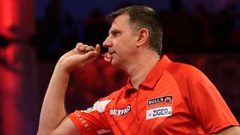 Krzysztof Ratajski verliert überraschend gegen Steve Lennon