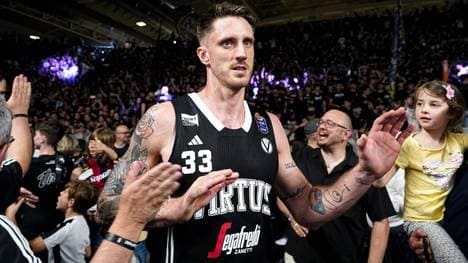 Achille Polonara schwer erkrankt