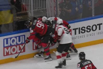 "Bodenlose Frechheit!" Horrorfoul empört Eishockey-Experten