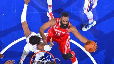 James Harden markierte gegen die 76ers sein zweites Triple-Double mit über 50 Punkten in dieser Saison