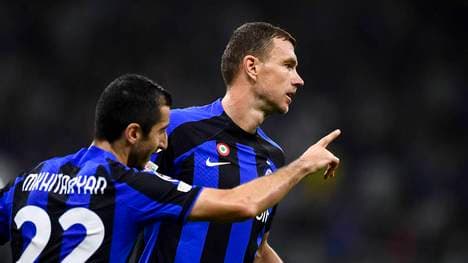 Henrikh Mkhitaryan (l.) und Edin Dzeko sorgten für den Sieg