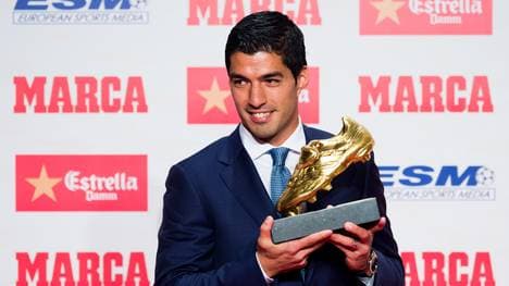 Luis Suarez Awarded Golden Boot