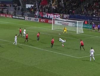 PSG lässt Außenseiter US Revel in der Coupe de France keine Chance. Für das absolute Highlight der 9:0-Gala sorgt Marco Asensio, dessen Hacken-Assist Kylian Mbappé veredelt.
